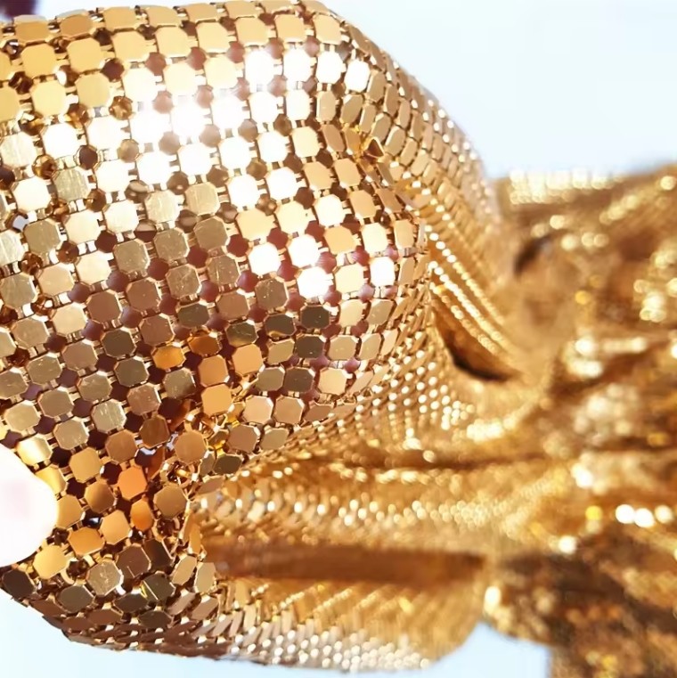 Chainmail Mesh Metallic Mesh Fabric , Polished Metallic Woven Fabric