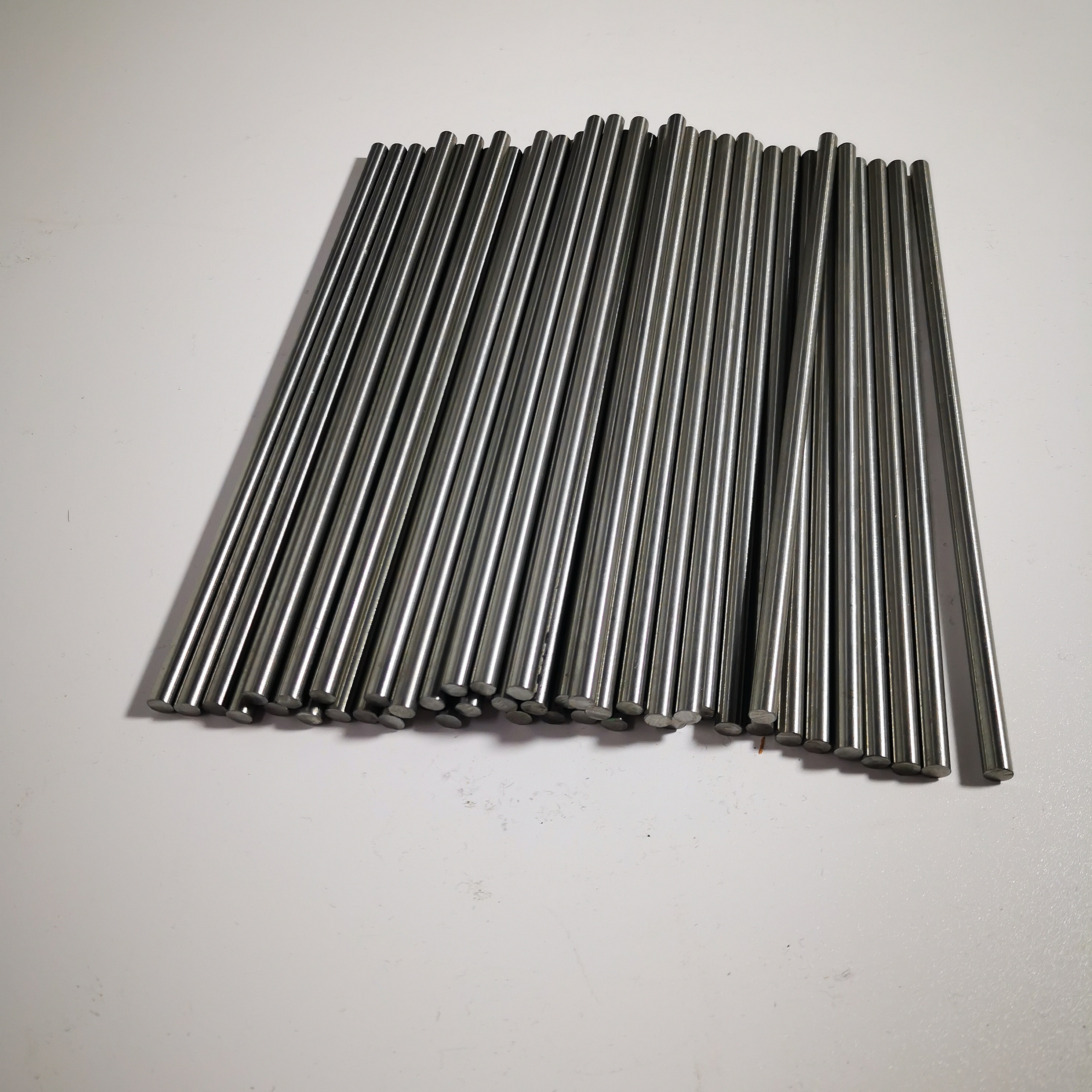 Pure 99.95% Molybdenum Round Bar Rod Black Polished