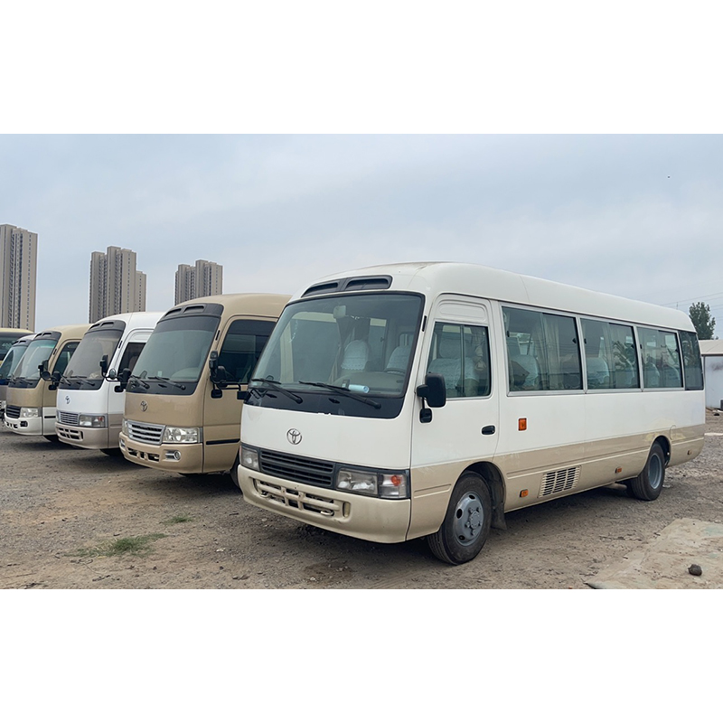 Used Diesel Engine Japan Roller Coaster Passenger LHD/RHD Bus with 4000 Displacement
