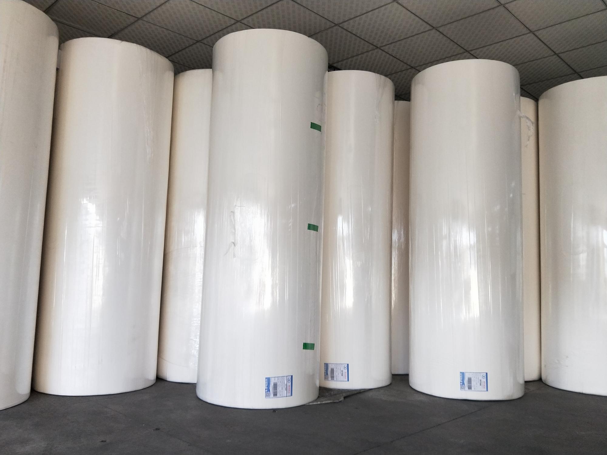 Super Strong & Absorbent & Soft Wood Pulp Paper Towels Free With CE Certificate & ISO 13485