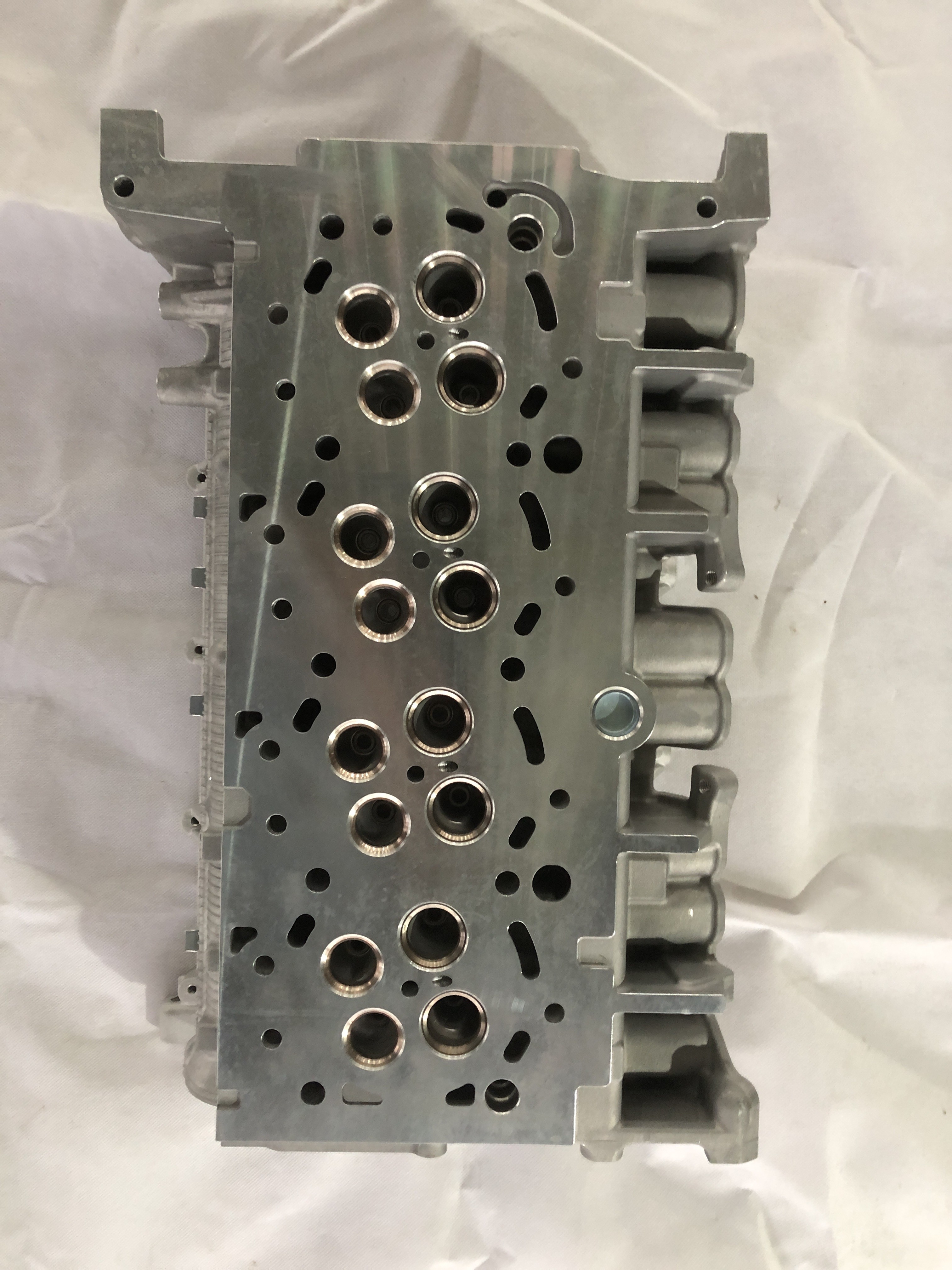Iron Material 908867 Diesel Engine Cylinder Head For FIAT