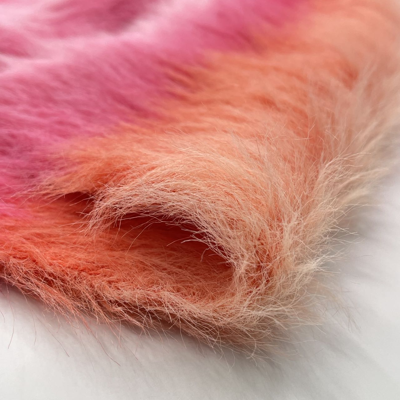 100% Nylon Feather Sweater Knitting Chunky Wool Yarn