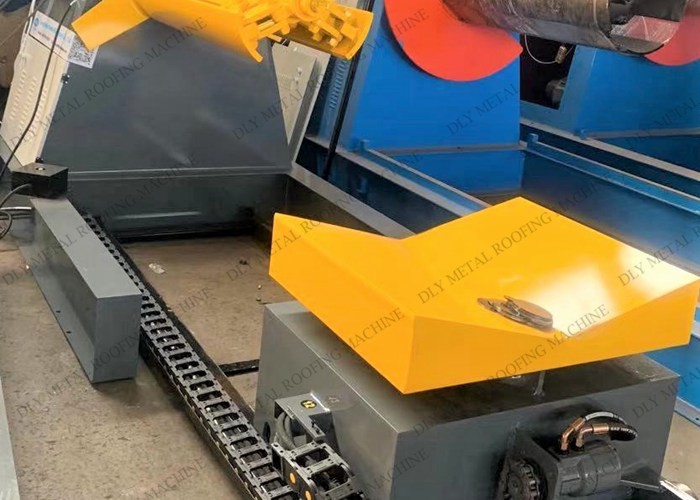 15T Decoiler Machine Hydraulic 1250mm Sheet Metal Decoiler With Four Arms