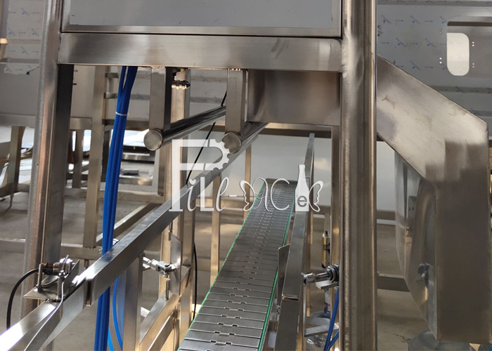 Stainless Steel 304 1200BPH Drinking Water Filling Machine