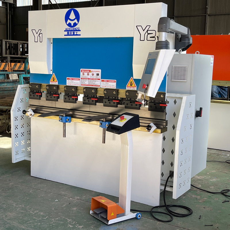 Special Custom Industrial Hydraulic Press Brakes 30T 1600MM CNC Bending Machine