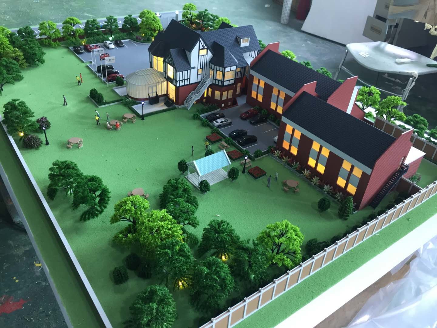 Laser cut 3D Architecture House Model Machine Cut / Handmade Technic