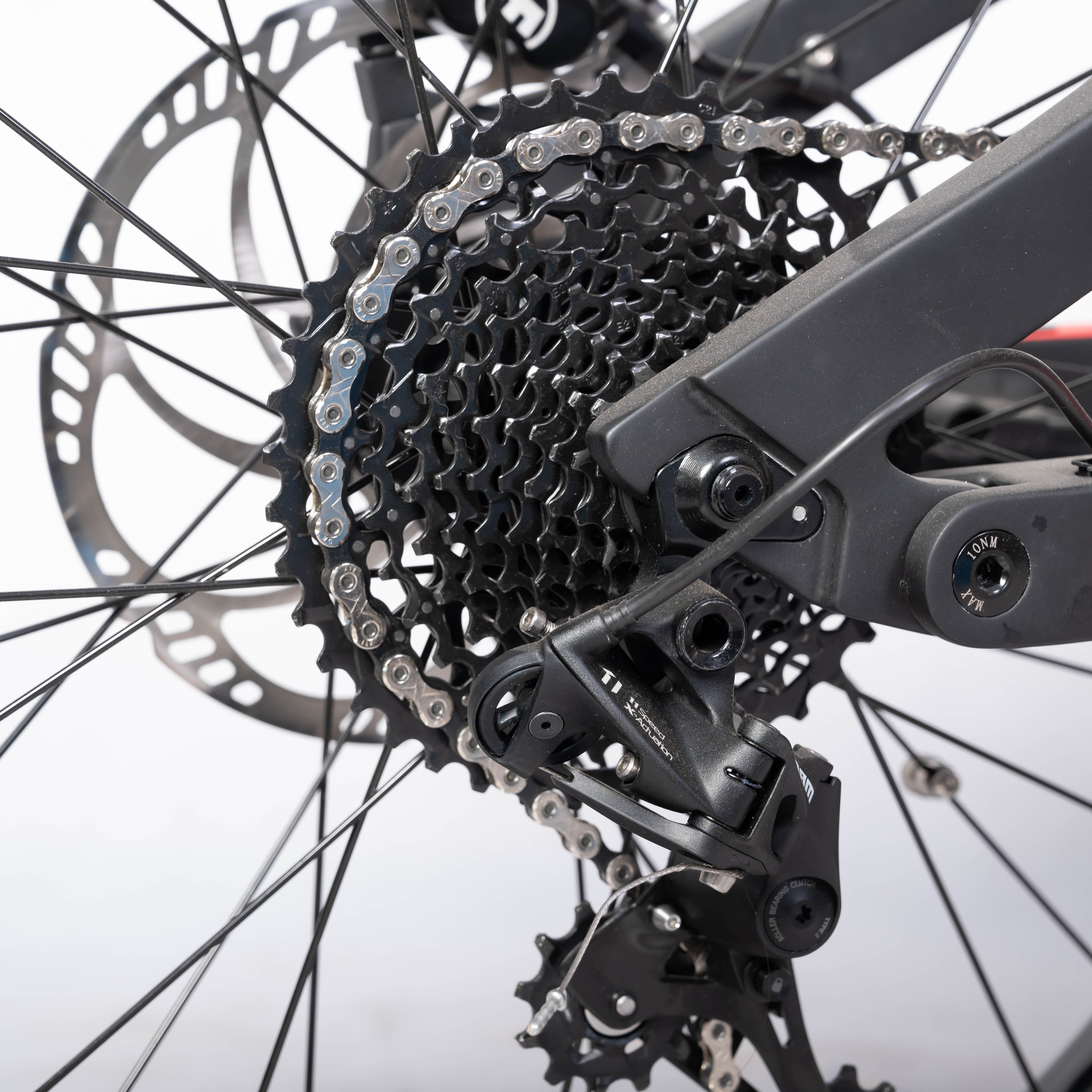26" Carbon Fiber Full Suspension Mountain Ebike with 48v 750w MID Motor and Fat Tires