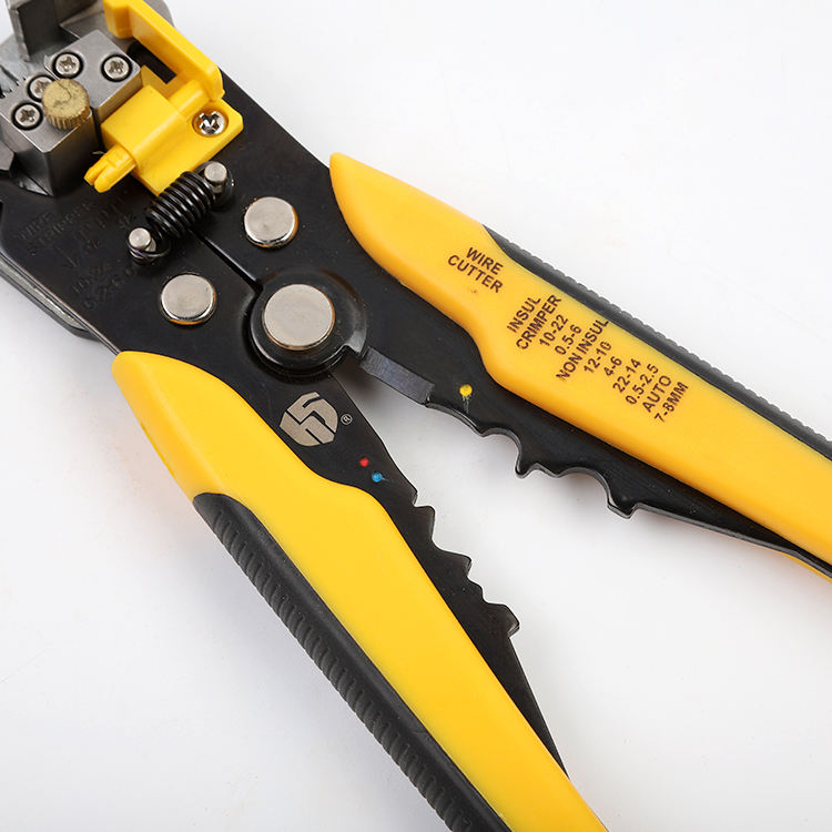 Multifunction Network Crimping Tool Insulation Layer Wire Cable Stripper