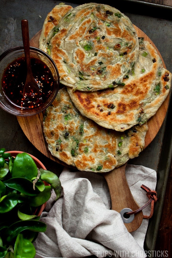 Commercial Lachha Paratha Roti Canai Making Machine Chinese Breakfast Green Onion Pancake