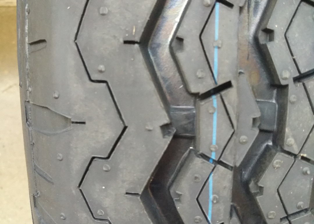 175R13LT Light Truck Tires 97 / 95Q Premium Natural Rubber Materials Eco Friendly