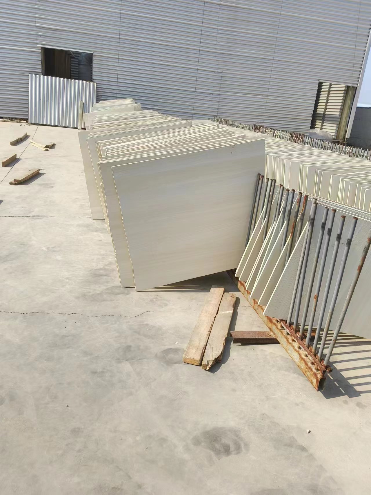 Hotel Furniture Made of Bleachable Paulownia Straight Solid Wood Customizable Lengths