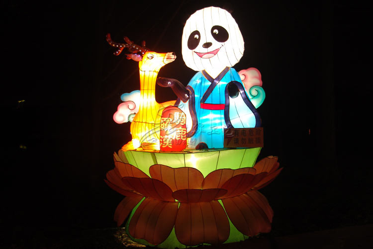 Customized Chinese Panda LED Lantern For Outdoor / Indoor Amusement Park