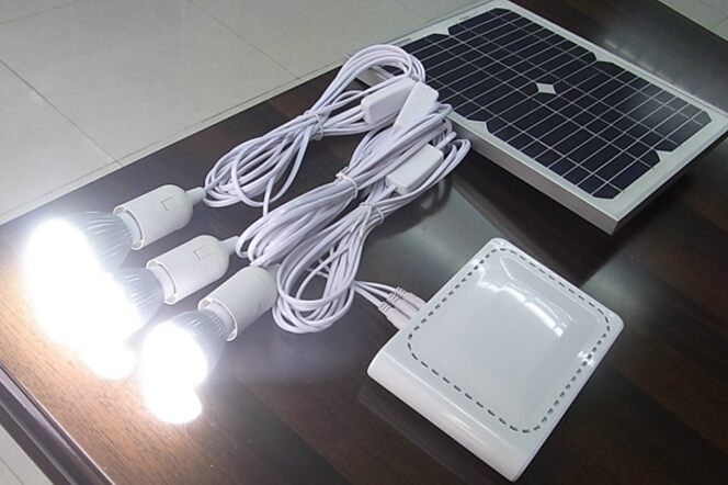 portable solar lighting system mini solar energy home system with 3W LED blubs black color lithium battery