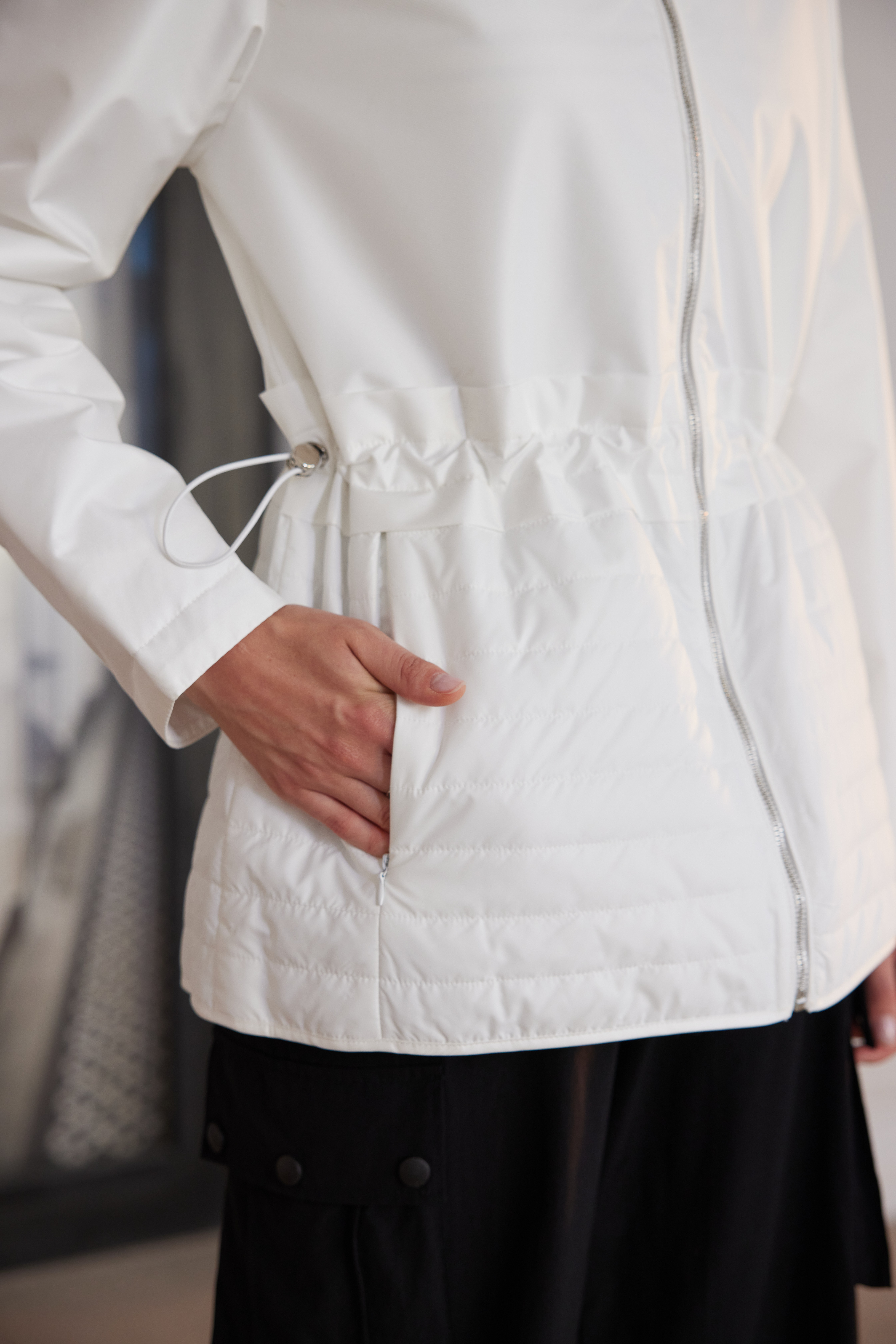 Ultimate Transitional Short Length Coat Outerwear For Spring / Autumn，with drawstrings，Figure-flattering design，Mix-and-match fabric design