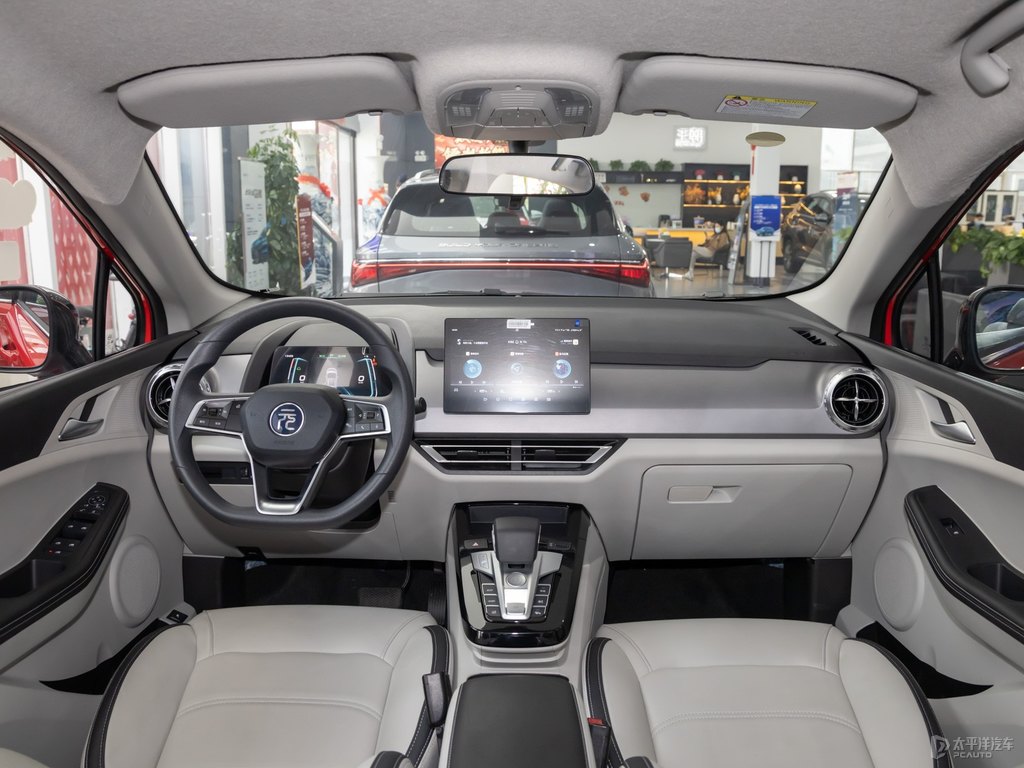Wuling Hongguang MINIEV 2022 free model lithium iron phosphate new energy vehicle 3 door 4 seat cheaper pure electric used car
