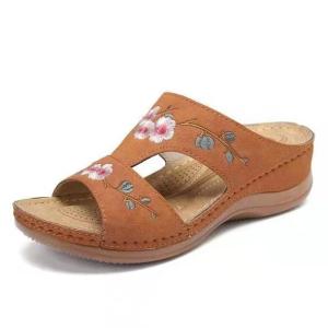 Wholesale BS141 Summer New Amazon Women'S Shoes Hollow Flower Embroidered Sandals Slope Heel Large Size Women'S Slipper Sandals Ch from china suppliers