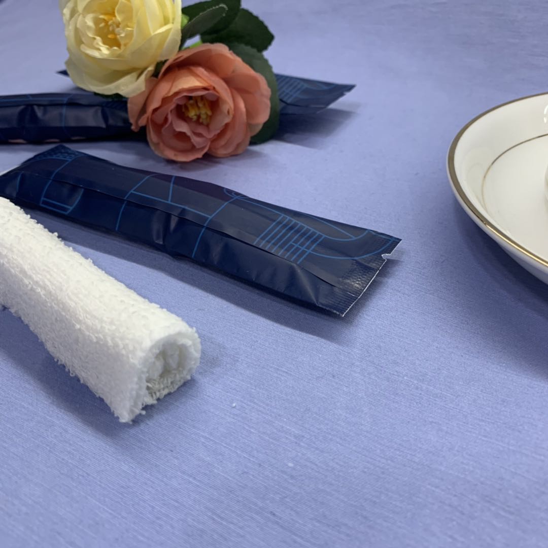 Cleaning Rolled Cotton Wet Wipes For Restaurant