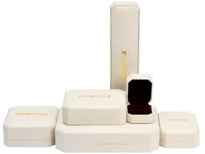 Wholesale High End White Beautiful Jewelry Box , Recyclable Big Jewelry Gift Boxes from china suppliers