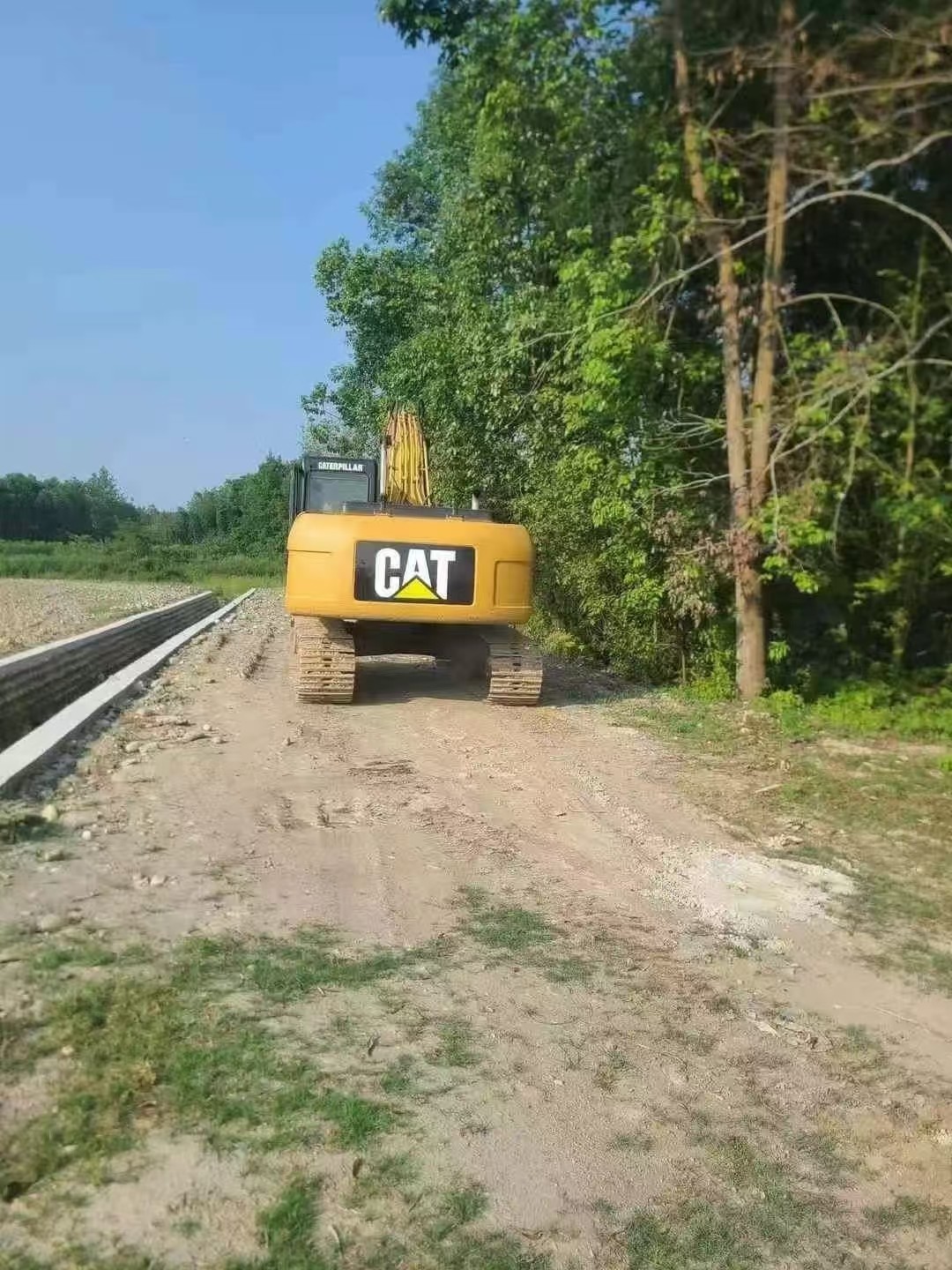 Used CAT 320D Crawler Backhoe Excavators Heavy Duty 20 Ton Earthwork Digger