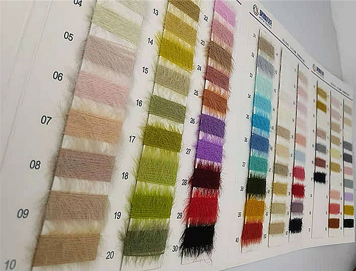 Dyed Nylon Or Polyester Feather Yarn For Woven Knitting