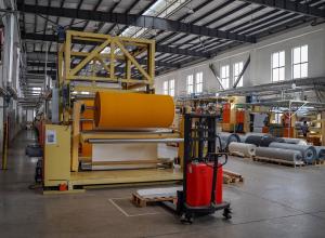 Wholesale 550 Degree High Temperature Resistance Fire Proof Safety Welding Protection Fiberglass Fire Blanket from china suppliers