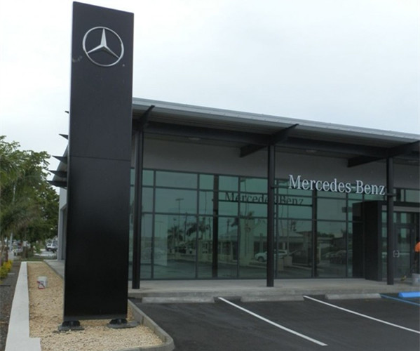 Mercedez Benz Car Showroom Building Steel Structure With 50 Years Lifespan