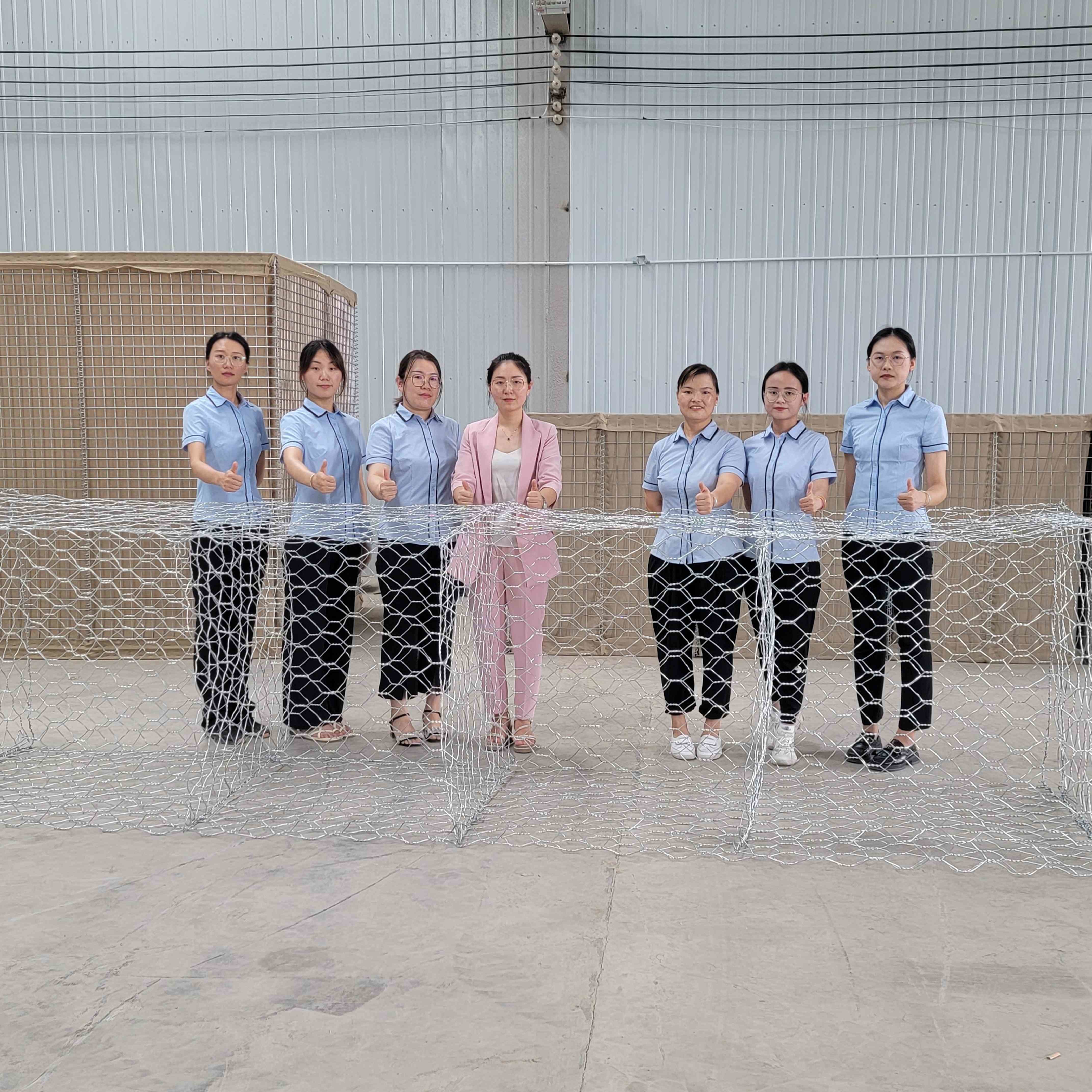 Heavy Gauge Galvanized Woven Gabion Baskets Mesh Custom Stone Cage Retaining Walls