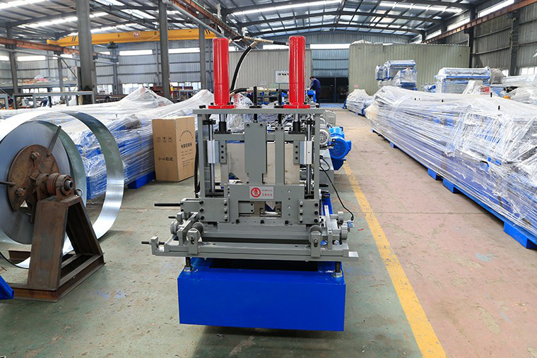 Cr12 Cutter Thickness 1.2mm C Purlin Forming Machine