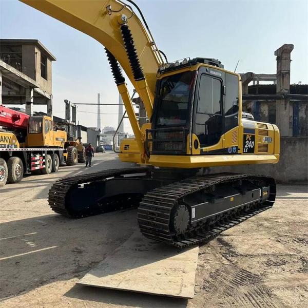Quality PC240-8 Second Hand Komatsu Excavators 24 Ton Used Excavator Equipment for sale