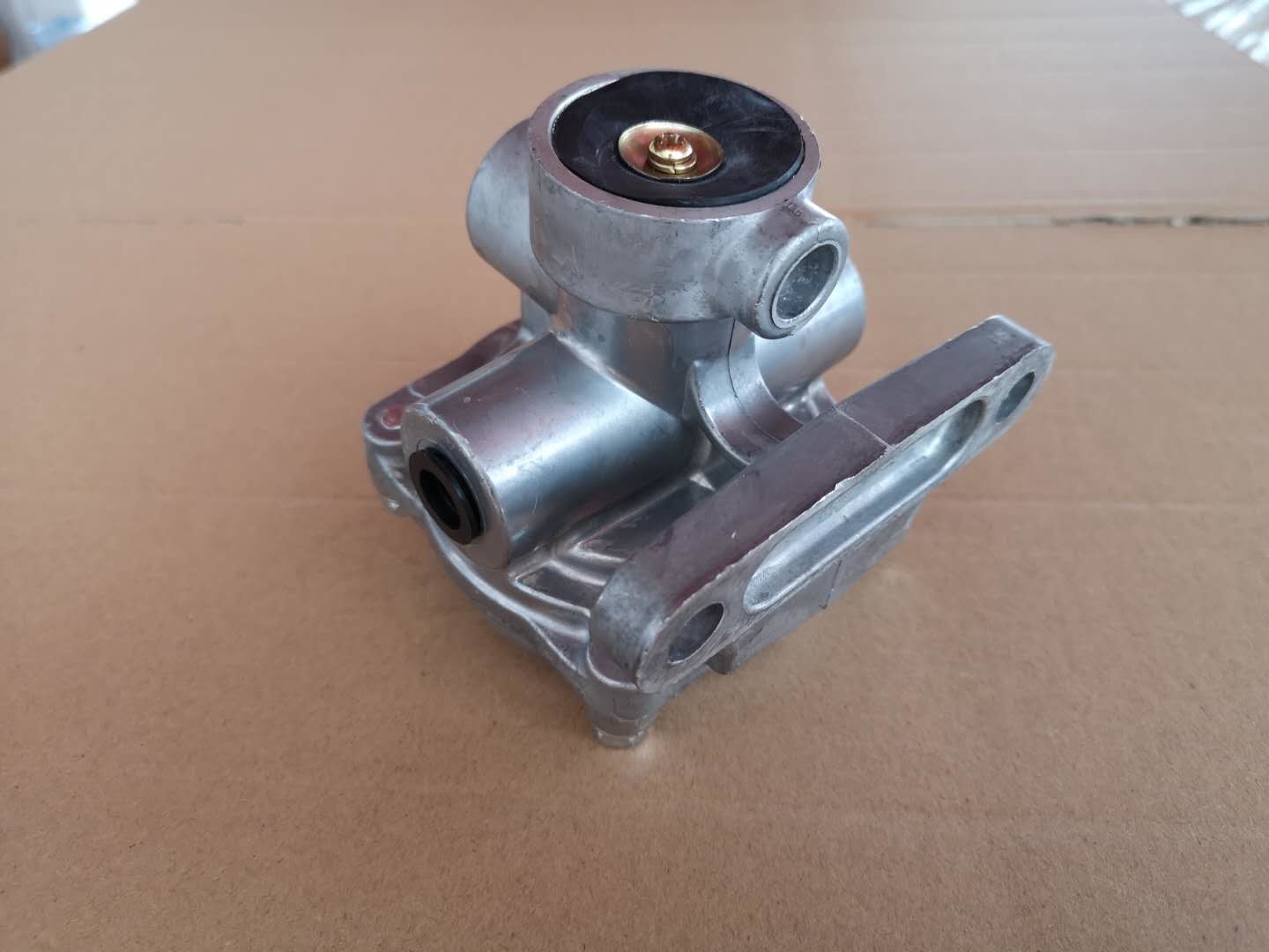 Relay Round Head 1482108750 Air Pass Valve 14mm Holes
