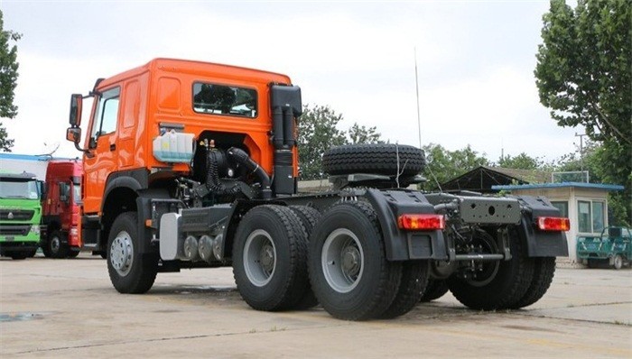 Diesel HOWO 6X4 60 Tons Semi Trailer Trucks