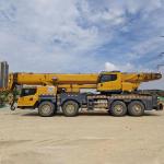 300 Ton Mobile Crane Zoomlion Crane for Truck Used 44 Max. Lifting Load Chinese