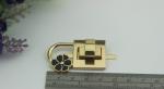 Beautiful flower decorative gold zinc alloy handbag turn twist locks
