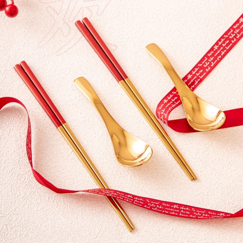 Party Essential Stainless Steel Gold Spoon Set With Red Chopsticks Chinese Style