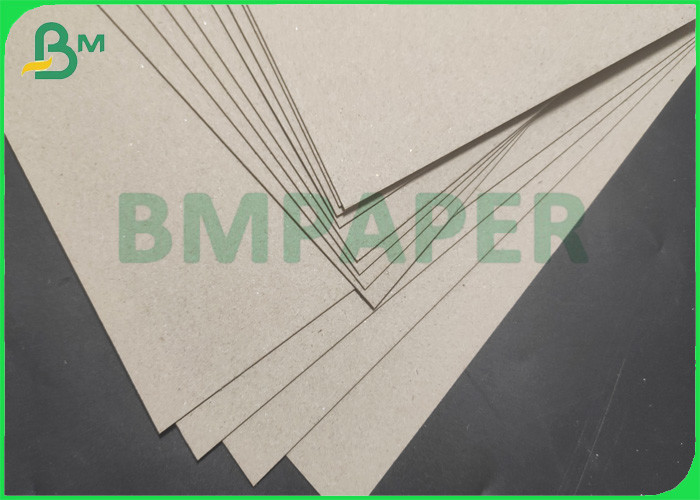 0.4mm 0.6mm Grey Chipboard Sheets 700 * 1000mm / 673 * 838mm