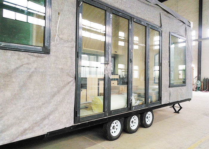 Mobile Prefab Light Steel Tiny House With Wheels Kit Home In AU/EU/US Standard