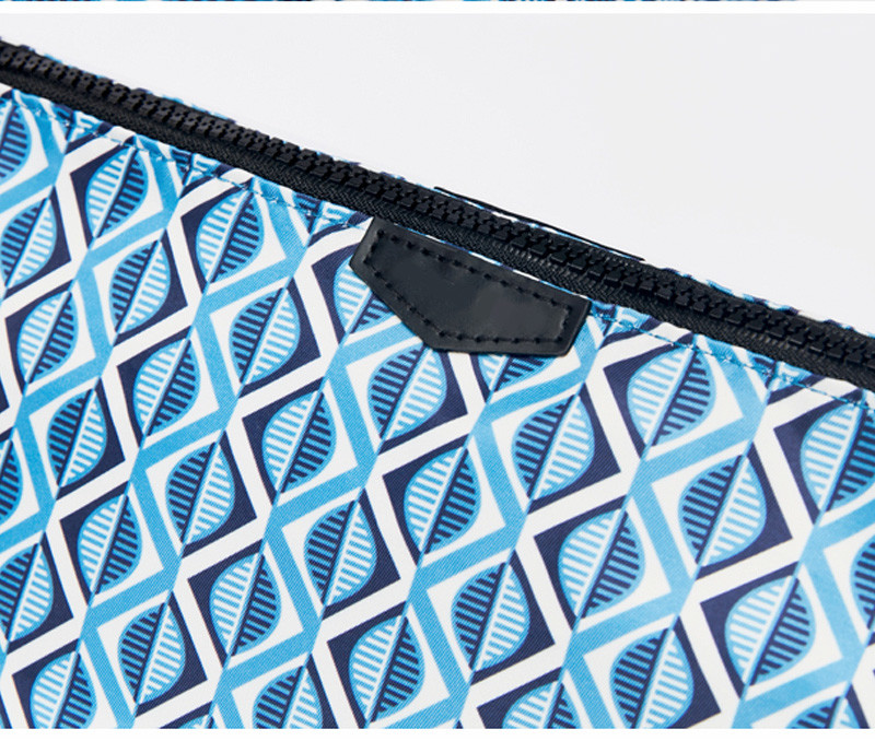High Quality Folding Portable Recycled Cosmetic Make Up Travel Bag