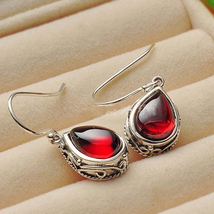 Sterling Silver Pear Shape Garnet Dangle Drop Earrings(E12282GREEN)