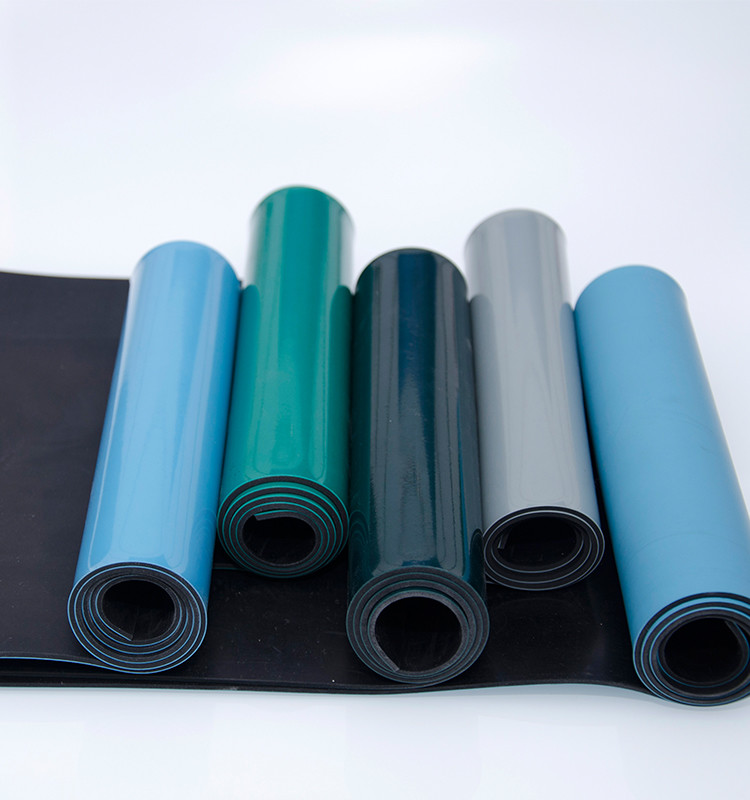 Oil Resistant Anti Static Mat With Anti Skidding Surface RoHS Certificated