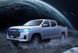 Wholesale Hot sale 2.0T Diesel Automatic 2WD Elite Flat Box Version double cabin vehicle with good price from china suppliers