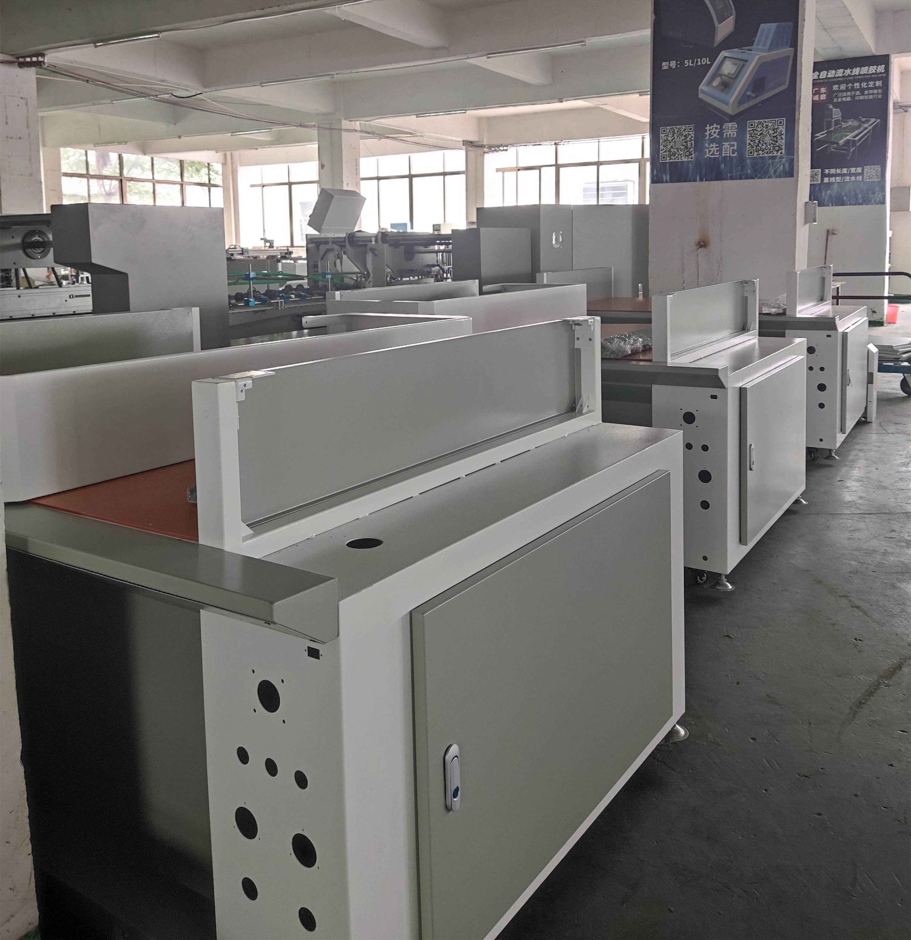 MAXIMUM PAPER WIDTH 2 1050mm 3A Paper Pasting Machinery 6 Corner Box Folder Gluer Machine