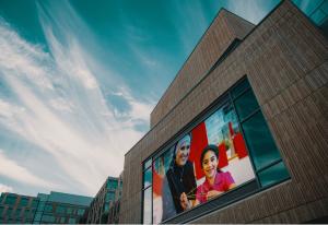 Wholesale Seamless Borderless P8 Outdoor LED Screen TV Wall Indoor Full Color Led Display from china suppliers