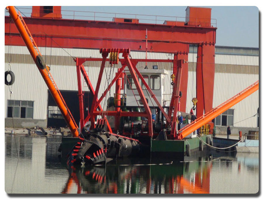 CCS Cutter Suction Dredger With 007 Kw Cummins Engine And 500 M3/h Water Flow