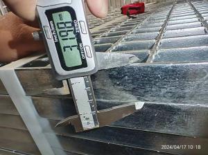 Wholesale ASTM A36 Standard Steel Grating Panel WB325/2 Galvanized from china suppliers