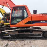 DH220-7 Used Doosan Excavators 1.1m3 Bucket Capacity 108kw Rated Power