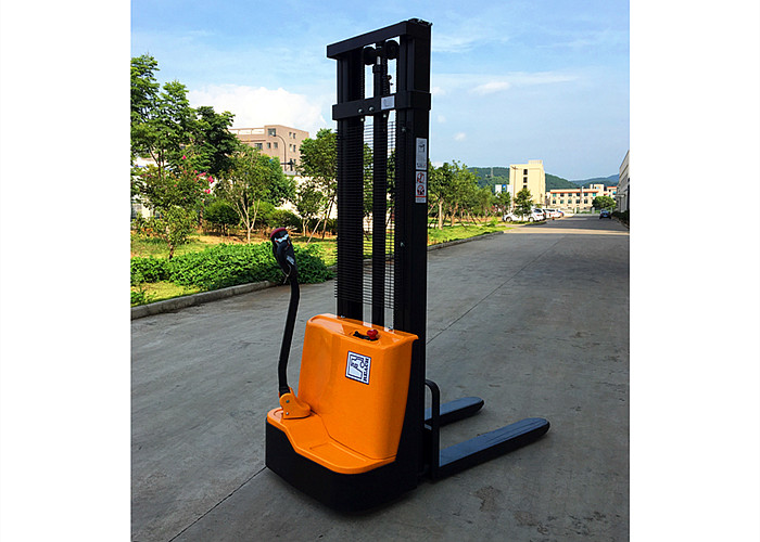 1.5 Ton Electric Ride On Pallet Stacker With Curtis Controller And High Strength Steel