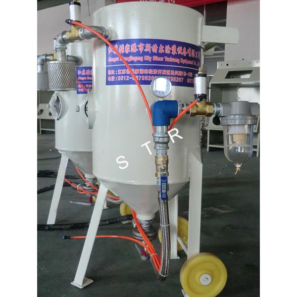 Dry Manual Portable Abrasive Blasting Machine Marine Abrasive Wood Rust Removing
