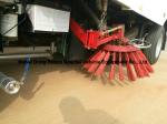 Multifunctional ISUZU Road Cleaning Truck , Vacuum Broom Sweeper Truck