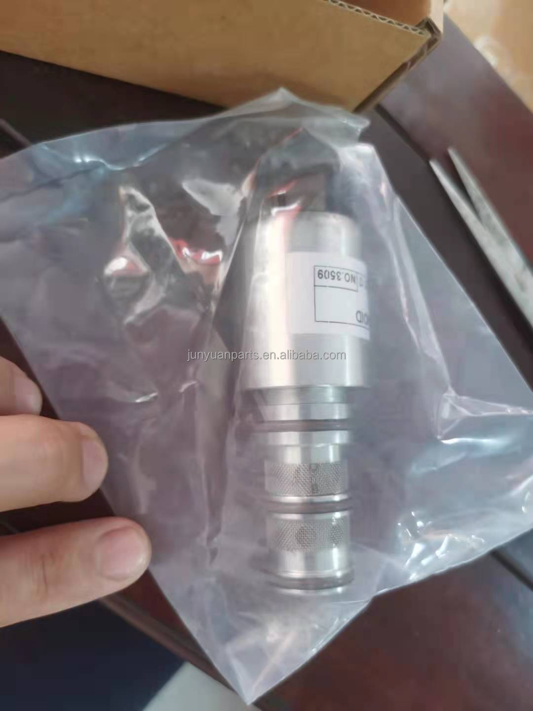 AT310584 315SJ 325J 410K 210K Hydraulic Solenoid Valve For Loader 310J Construction Works