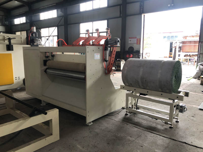 Electrical Control Winding Machine For PE Sheet Fabric Carpet And Turf Coiling System